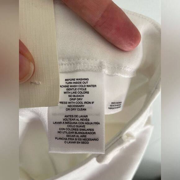 Anne Klein size 12 white dress pants slim regular with silver button detail - Picture 9 of 10